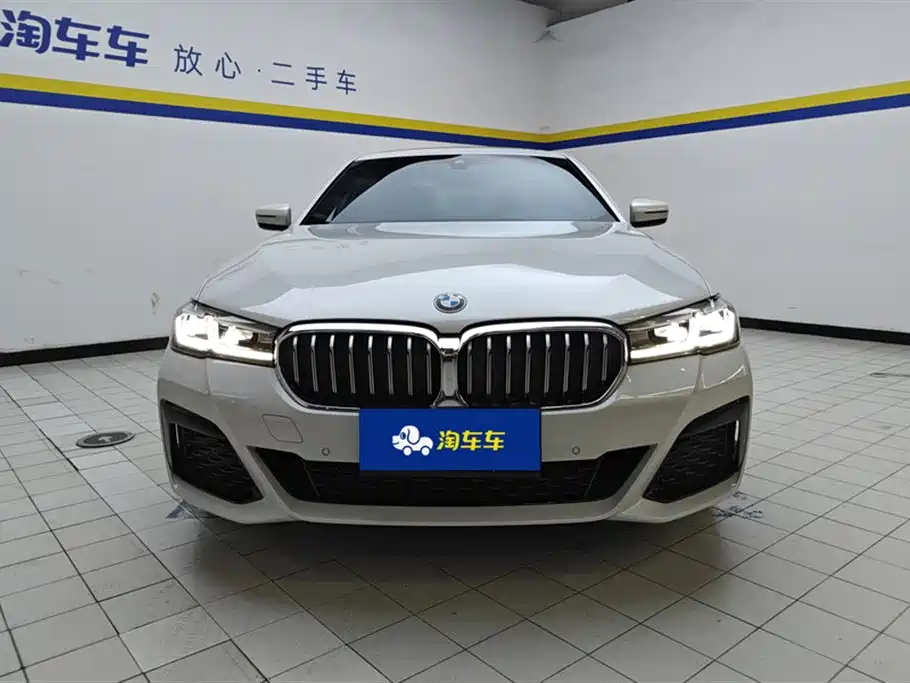 BMW 5 Series 2022