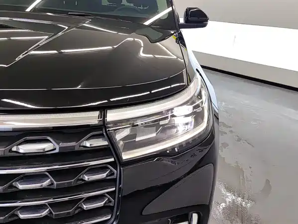 Ford Explorer 2023