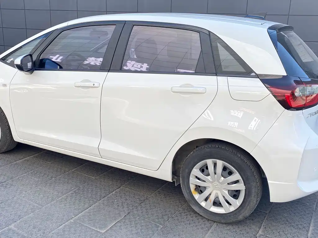 Honda Fit 2023 — фото 9
