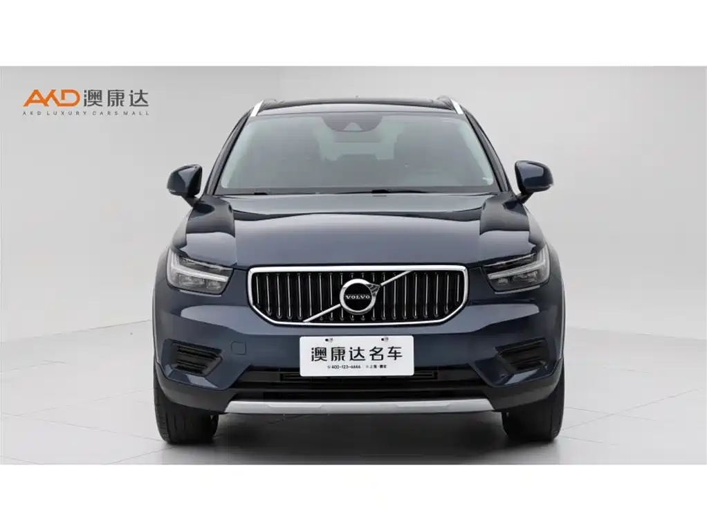 Volvo XC40 2022 — фото 2