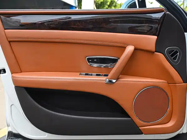 Bentley Flying Spur 2016