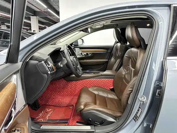 Volvo S90 2017