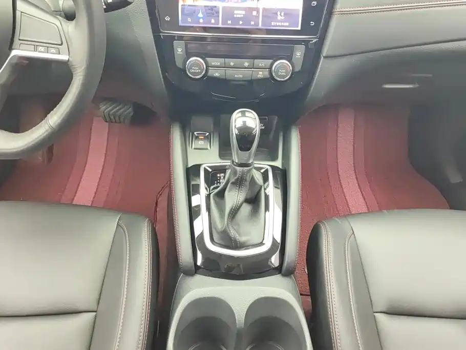 Nissan Qashqai 2023 — фото 16