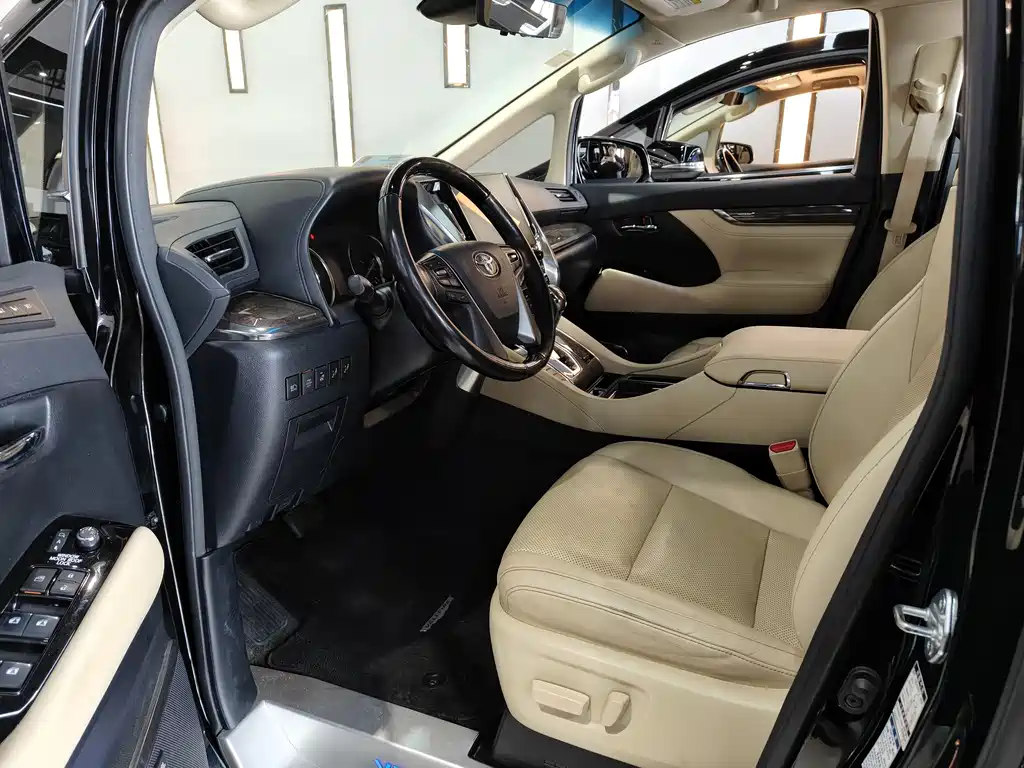 Toyota Vellfire 2021 — фото 4