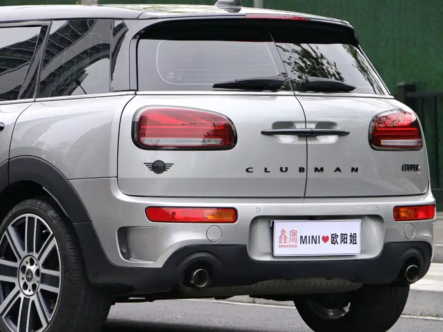 MINI Clubman 2023 — фото 10