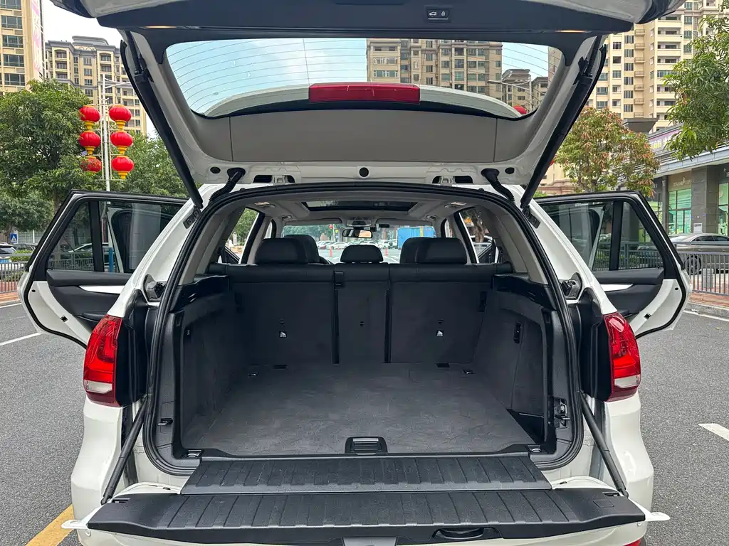 BMW X5 2019 — фото 12