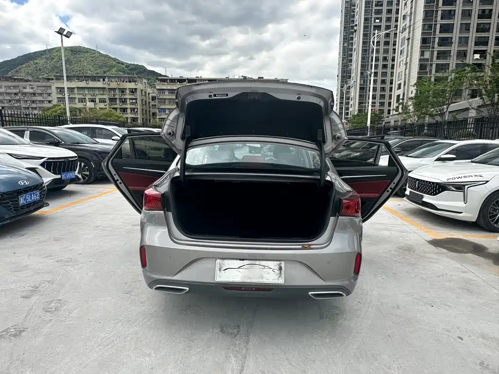 Changan Eado 2020 — фото 10