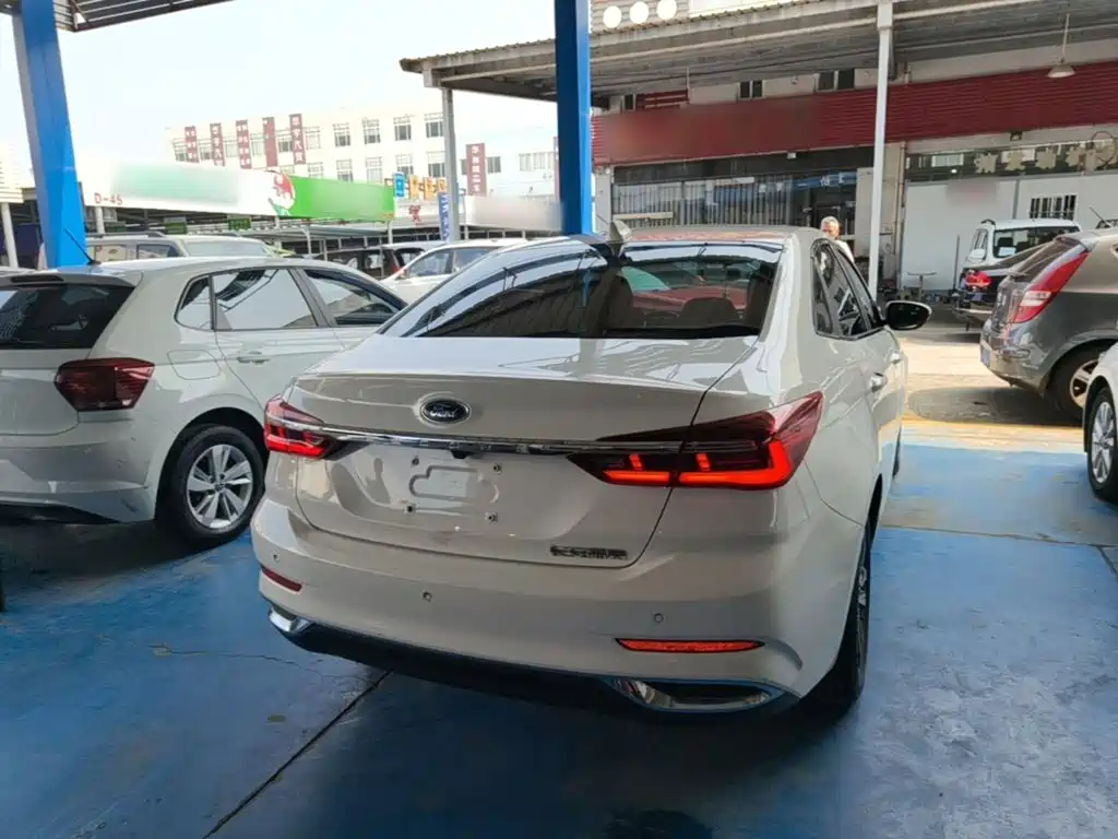 Ford Escort 2022