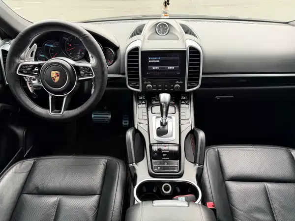Porsche Cayenne 2017