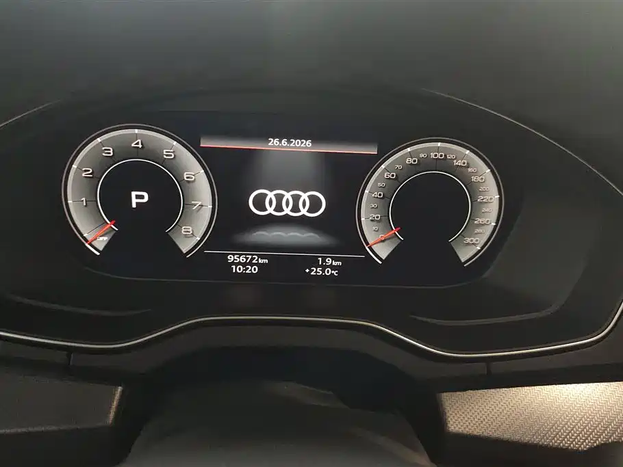 Audi Q5L 2022 — фото 14