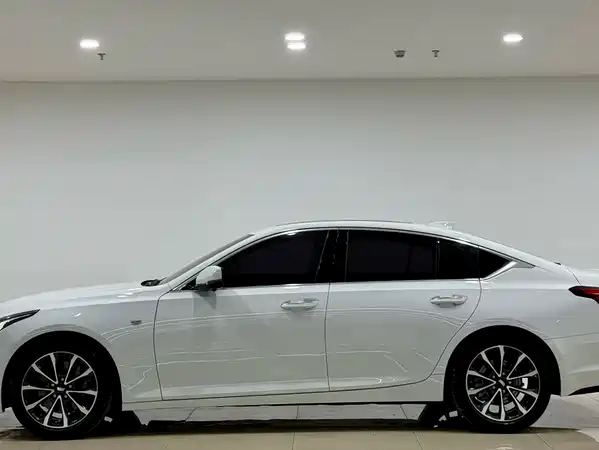 Cadillac CT5 2022