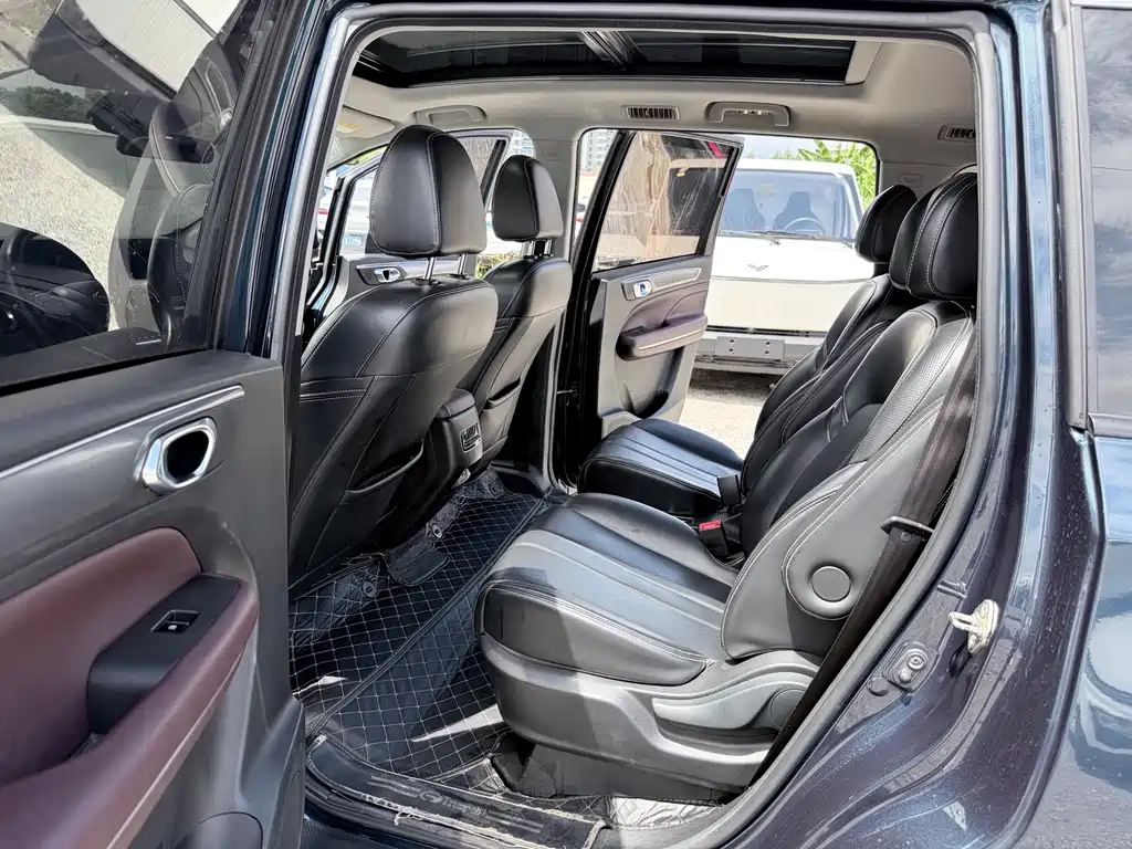 GAC Trumpchi M6 2022 — фото 13