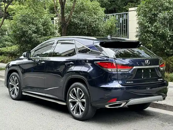 Lexus RX 2022
