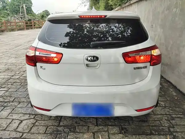 Kia K2 2014