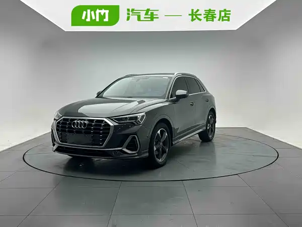Audi Q3 2021