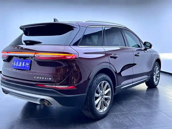 Lincoln Corsair 2021
