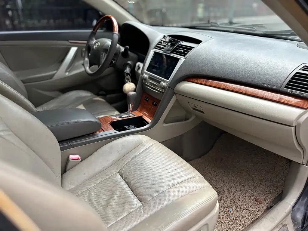 Toyota Camry 2007 — фото 13