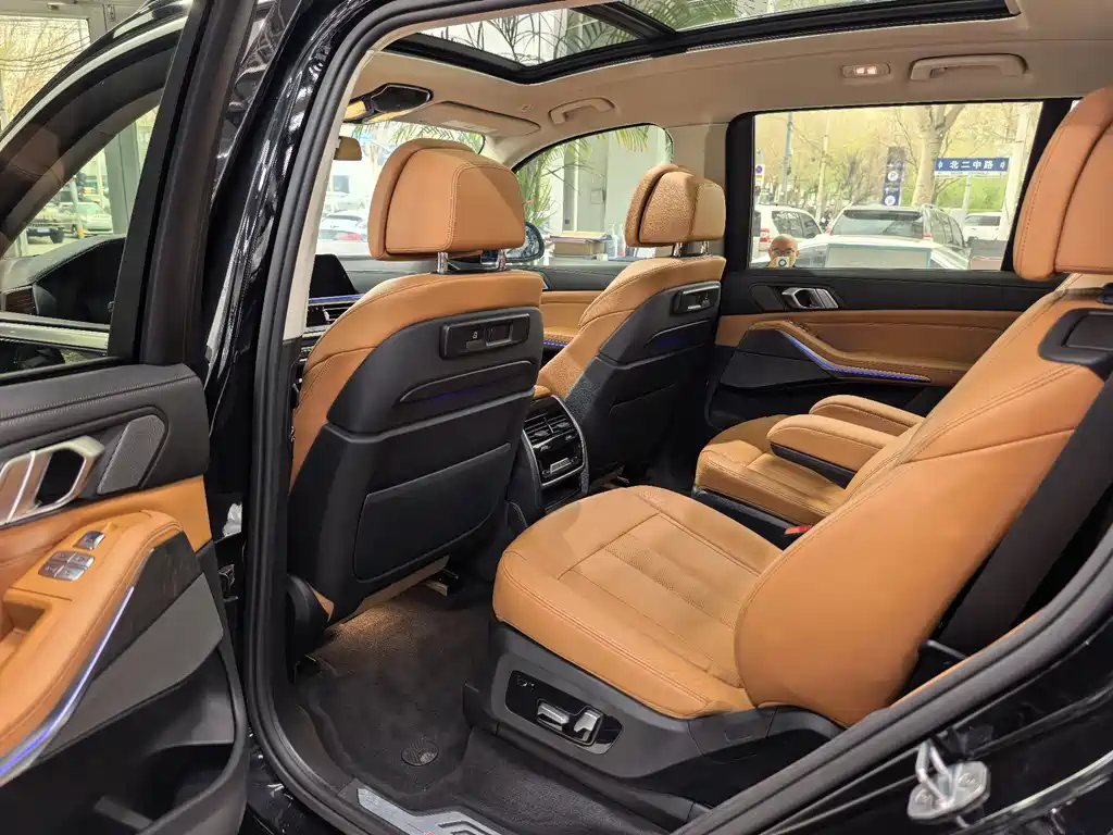 BMW X7 2020 — фото 10