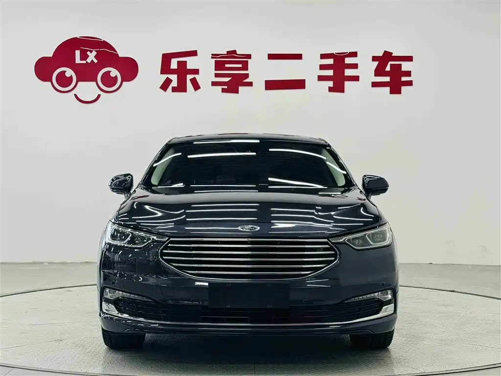 Ford Taurus 2020 — фото 8