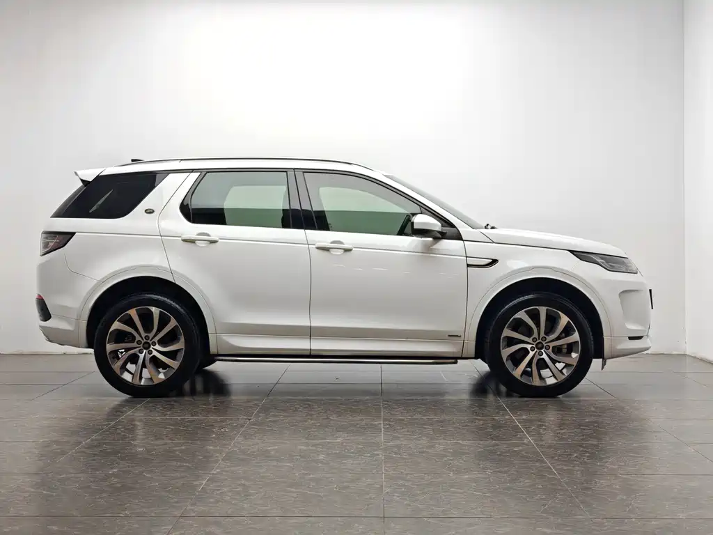 Land Rover Discovery Sport 2021 — фото 11