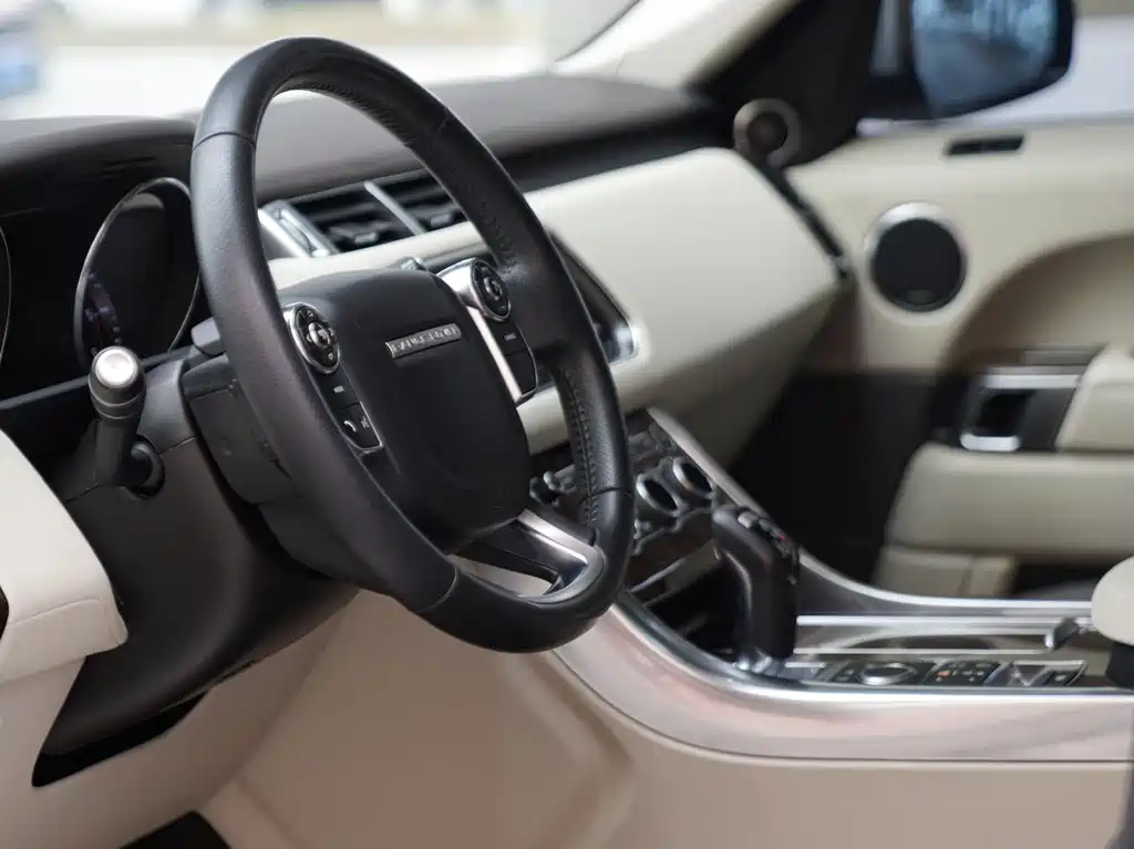Land Rover Range Rover Sport 2015 — фото 12
