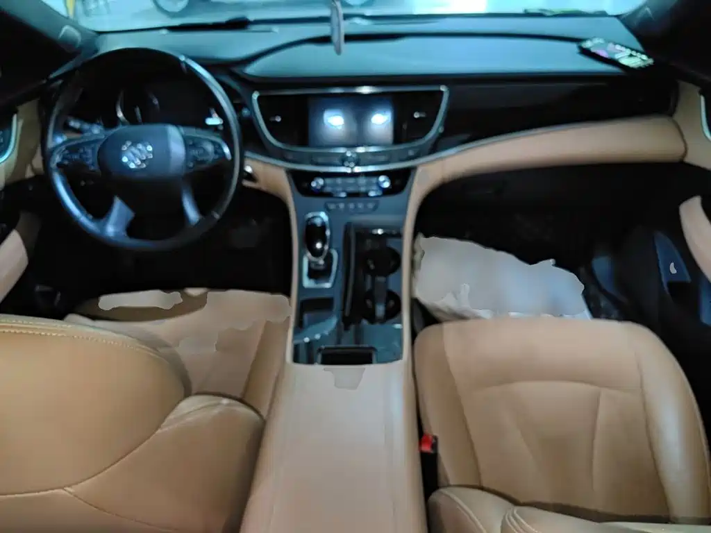 Buick LaCrosse 2017 — фото 10