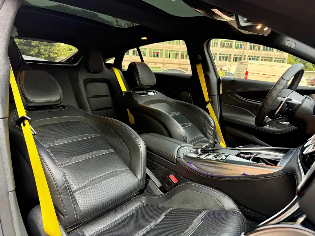 Mercedes-Benz AMG GT 2020 — фото 16