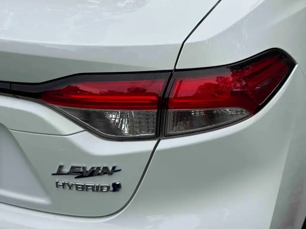 Toyota Levin 2022 — фото 37