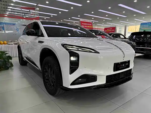 Hongqi Tiangong 08 2025