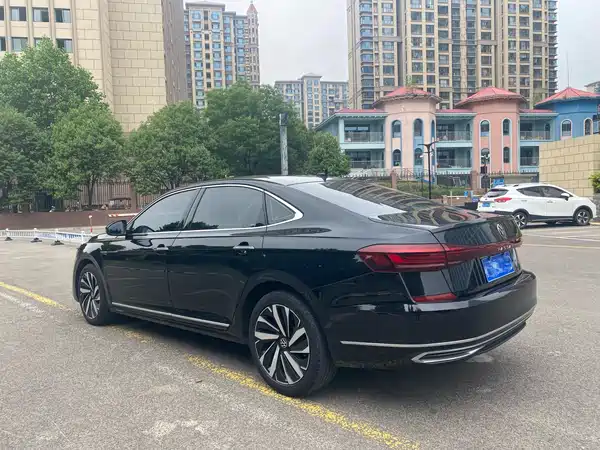 Volkswagen Passat 2022