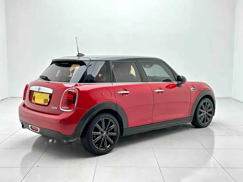 MINI MINI 2018