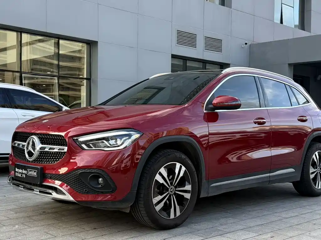 Mercedes-Benz GLA 2023
