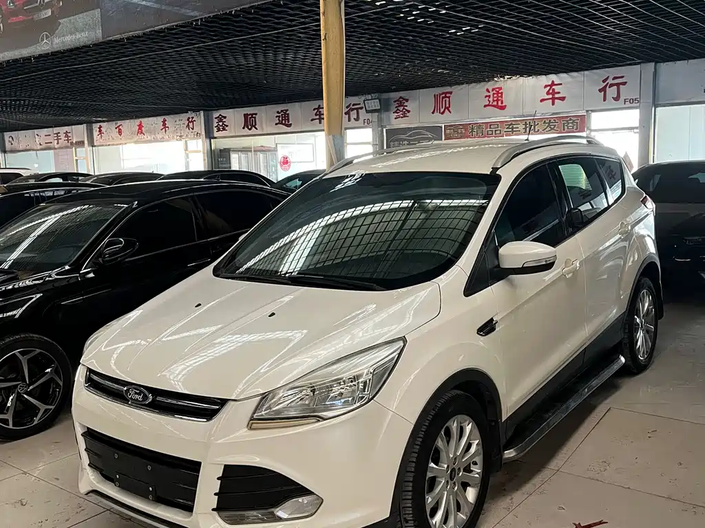 Ford Kuga 2016