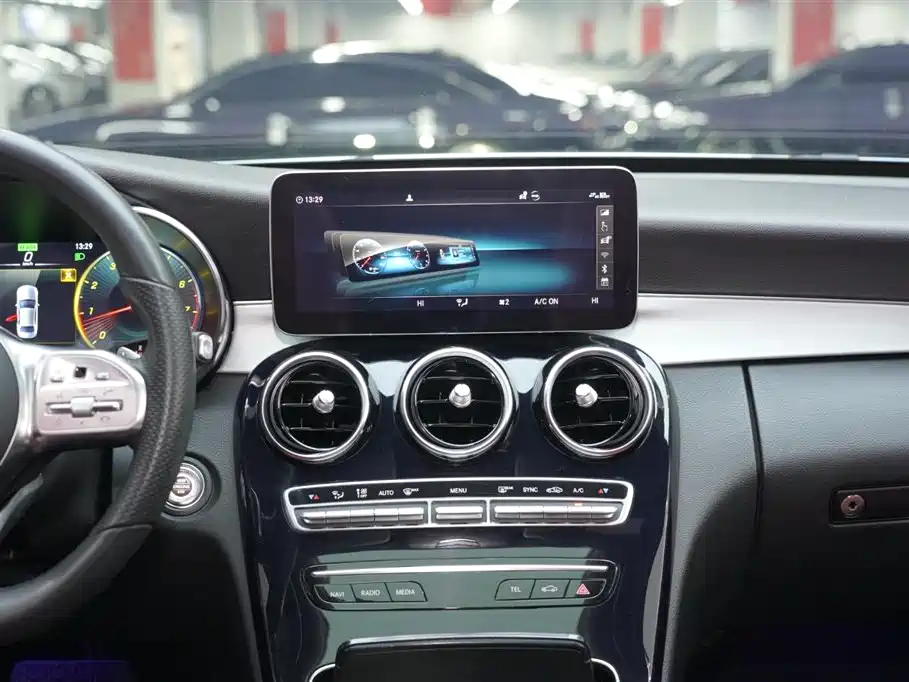 Mercedes-Benz C-Class 2021 — фото 20