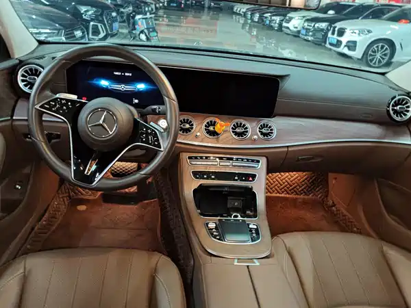 Mercedes-Benz E-Class 2021