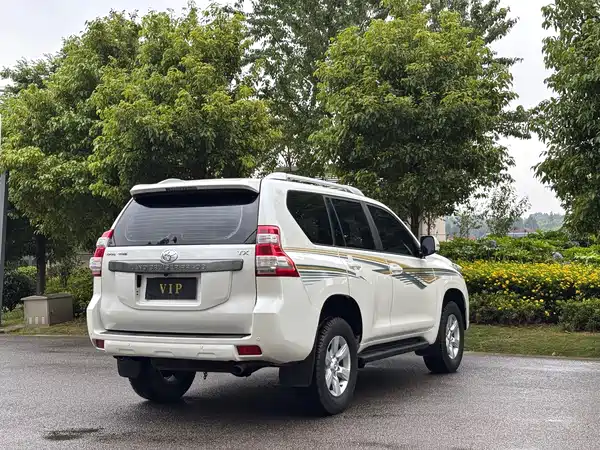Toyota Prado 2015