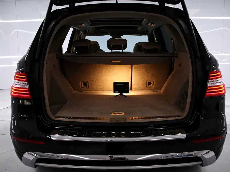 Mercedes-Benz M-Class 2012 — фото 15