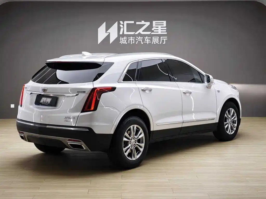 Cadillac XT5 2023 — фото 2
