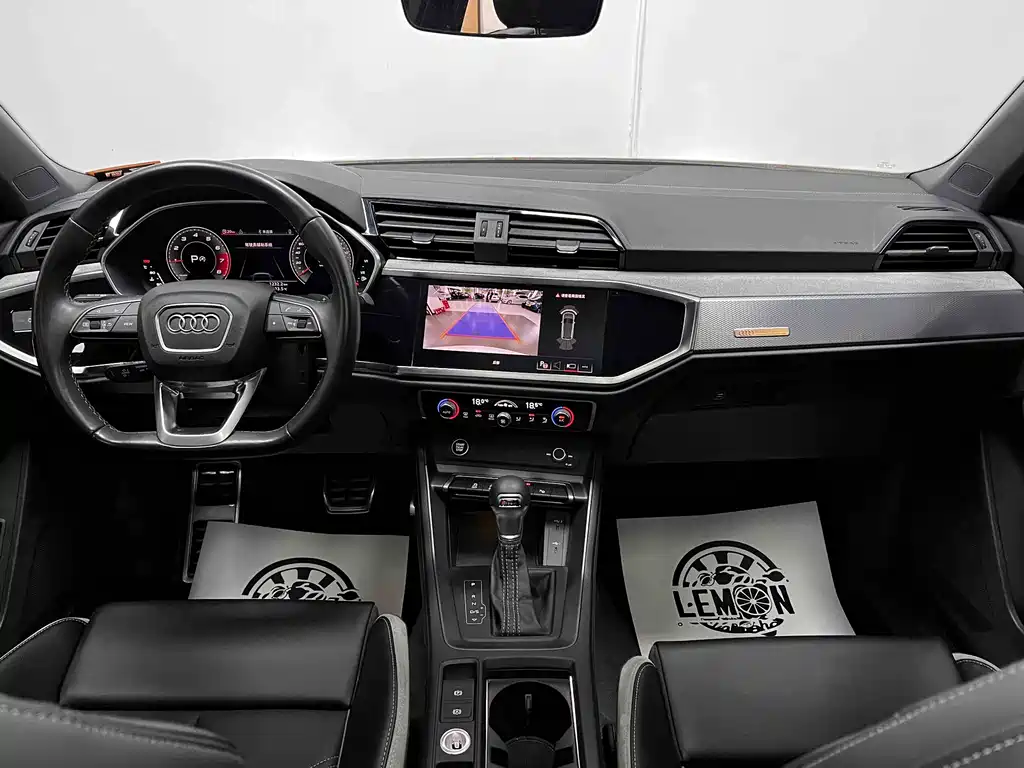 Audi Q3 2024 — фото 25