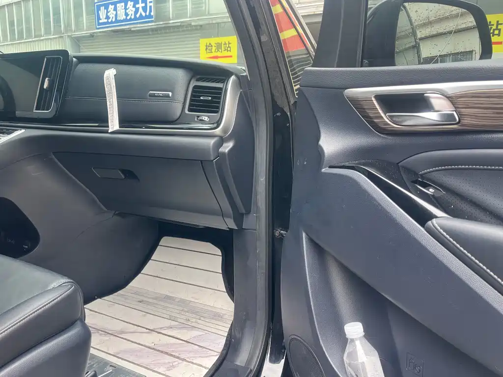 GAC Motor Trumpchi M8 2020 — фото 4
