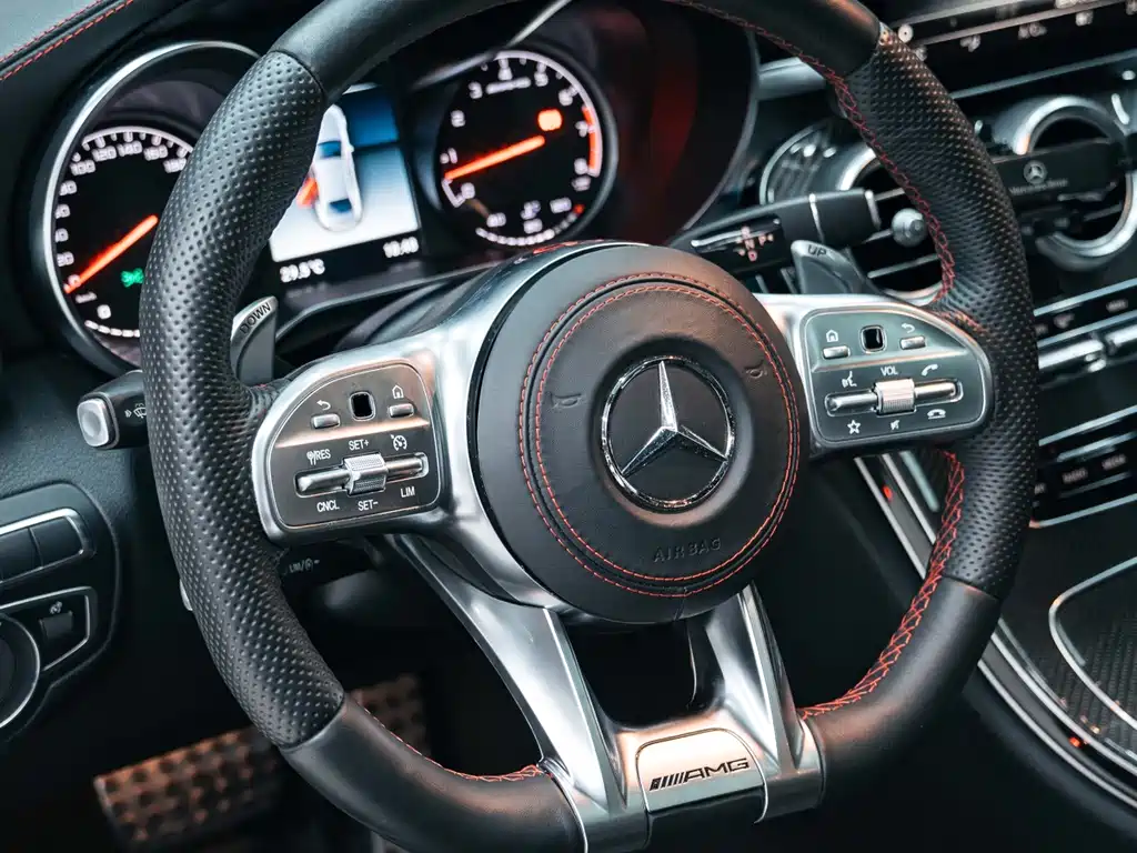 Mercedes-Benz C-Class AMG 2019 — фото 16