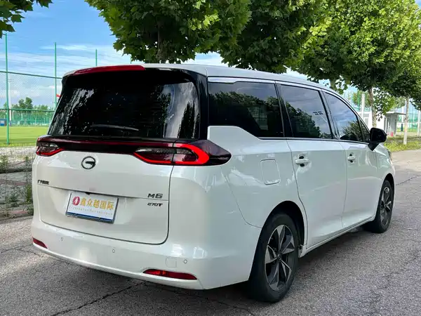 GAC Trumpchi M6 2022