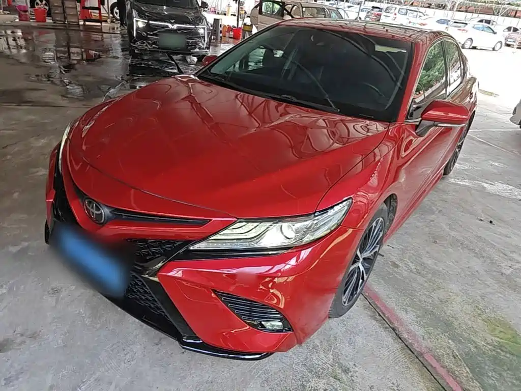 Toyota Camry 2018