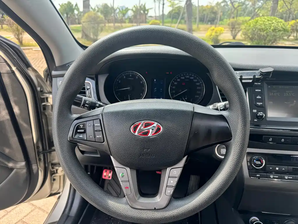 Hyundai Mistra 2017 — фото 12