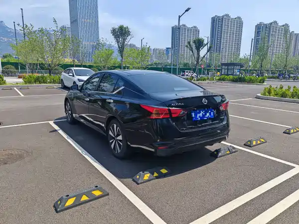 Nissan Teana 2021