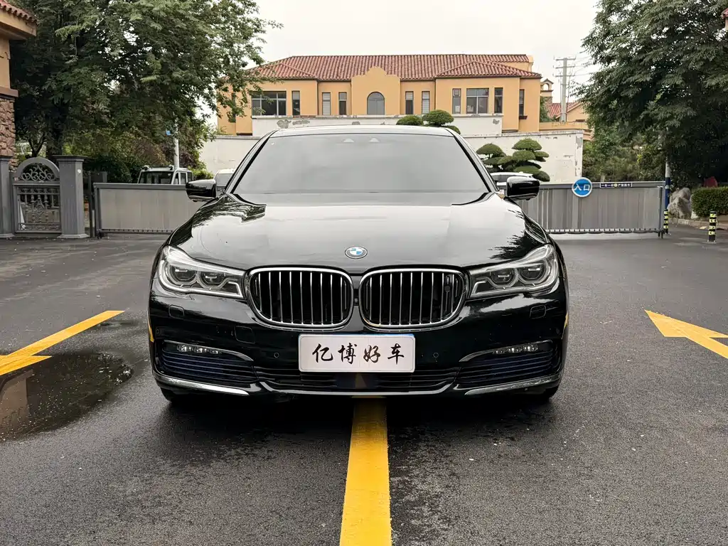 BMW 7 Series 2016 — фото 2