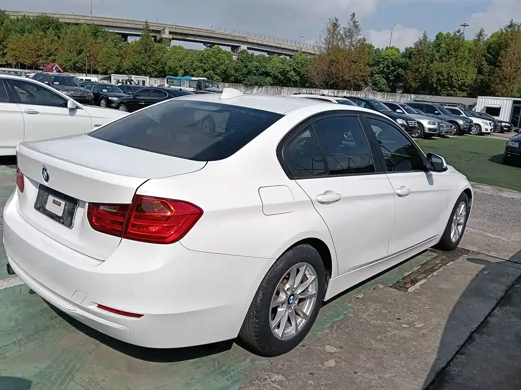 BMW 3 Series 2013 — фото 15