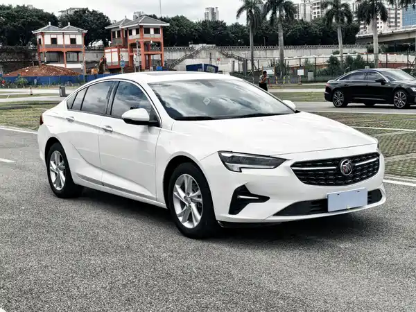 Buick Regal 2022