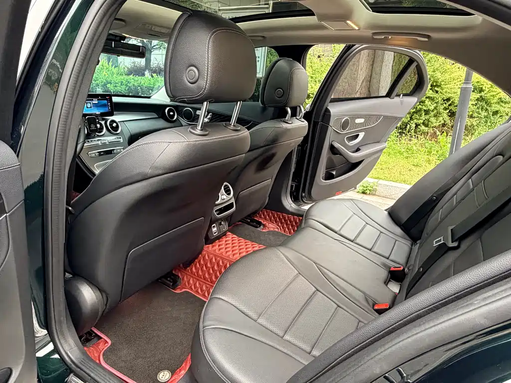 Mercedes-Benz C-Class 2021 — фото 12
