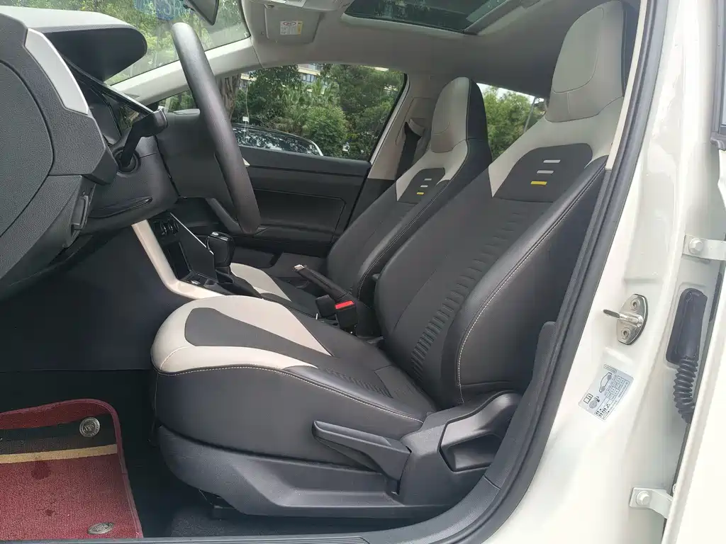 Volkswagen Polo 2021